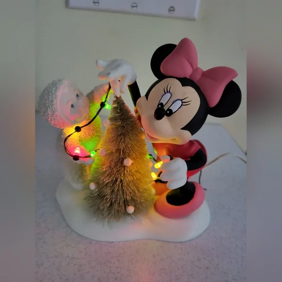 Department 56 Snowbabies "Decorating The Treem Just Minnie and Me" Figurine - Picture 1 of 5